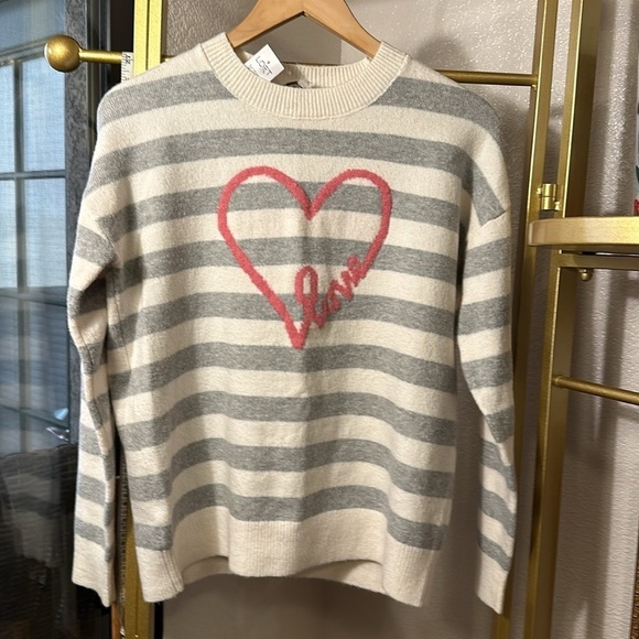 Loft striped Cream Grey Love Heart Soft sweater size M - Picture 6 of 12
